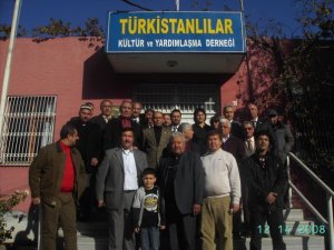 جمعية التركستانيين في أضنة بتركيا